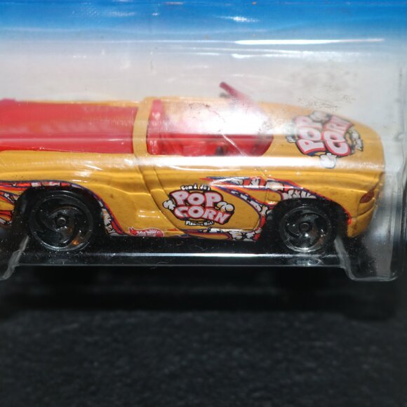 Hot Wheels 1999 Snack Time Series #4 out of 4 POPCORN dodge sidewinder - Picture 2 of 4